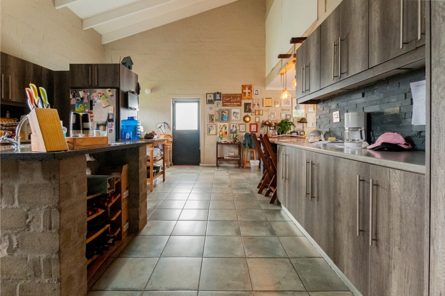 4 Bedroom Property for Sale in Velddrif Western Cape